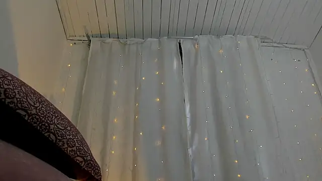 Zara dulce online show from 03-10-25, 12:26