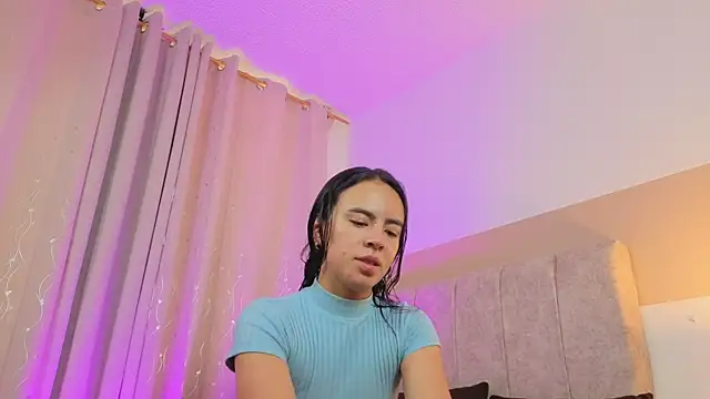 Zara dulce online show from 04-30-26, 12:00