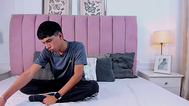 Santy carrington online show from 03-09-26, 08:02