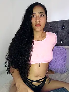 Snapshot of jaderossxx chatting on 01-18-26, 02:43 jaderossxx online show from 01-18-26, 02:43