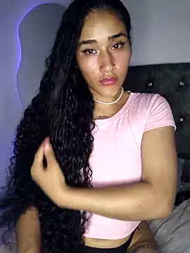 Snapshot of jaderossxx chatting on 02-19-26, 12:39 jaderossxx online show from 02-19-26, 12:39