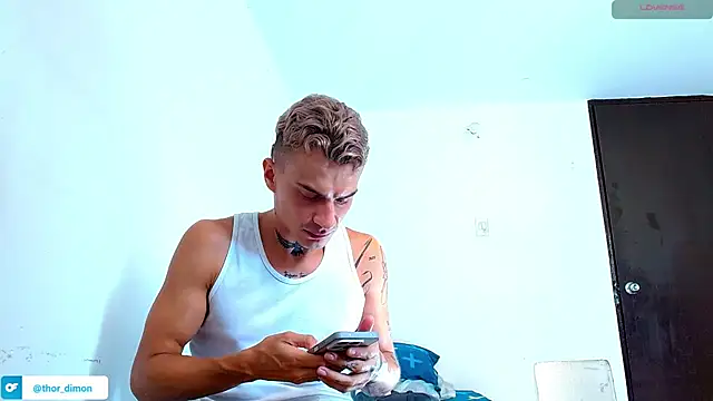 Snapshot of bray_hotboy777 chatting on 07-27-26, 01:29 bray hotboy777 online show from 07-27-26, 01:29