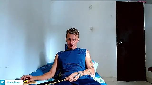 Snapshot of bray_hotboy777 chatting on 08-01-26, 03:55 bray hotboy777 online show from 08-01-26, 03:55
