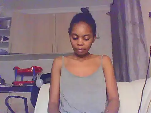 Snapshot of sweetanabella4 chatting on 07-17-26, 05:40 sweetanabella4 online show from 07-17-26, 05:40