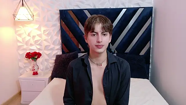 Snapshot of Matt_Cloy chatting on 02-03-25, 07:10 Matt Cloy online show from 02-03-25, 07:10