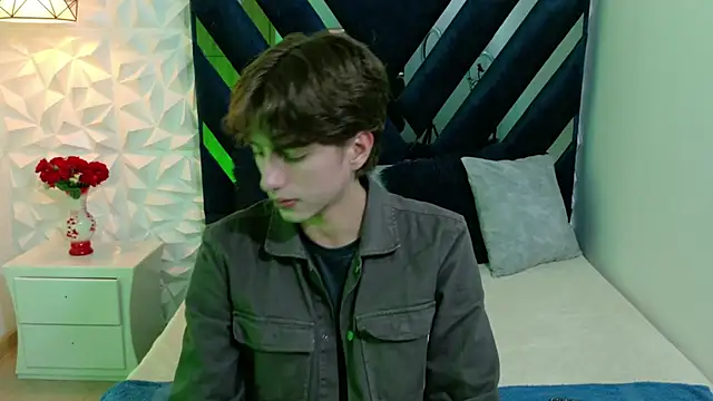 Snapshot of Matt_Cloy chatting on 02-12-25, 07:02 Matt Cloy online show from 02-12-25, 07:02