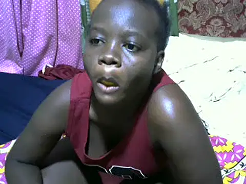 Snapshot of Thicky_kyla chatting on 03-05-25, 10:10 Thicky kyla online show from 03-05-25, 10:10