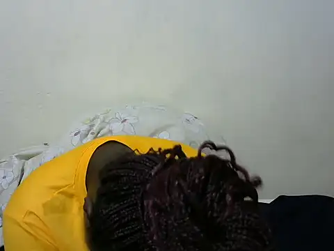 Snapshot of Thicky_kyla chatting on 09-08-25, 08:08 Thicky kyla online show from 09-08-25, 08:08