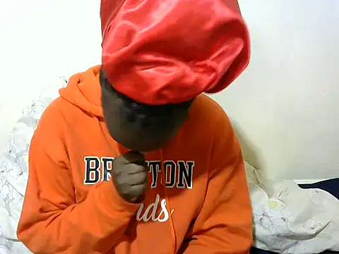 Snapshot of Thicky_kyla chatting on 09-11-25, 01:44 Thicky kyla online show from 09-11-25, 01:44