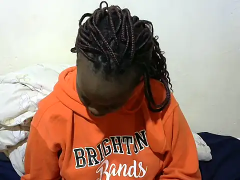 Snapshot of Thicky_kyla chatting on 09-18-25, 08:00 Thicky kyla online show from 09-18-25, 08:00