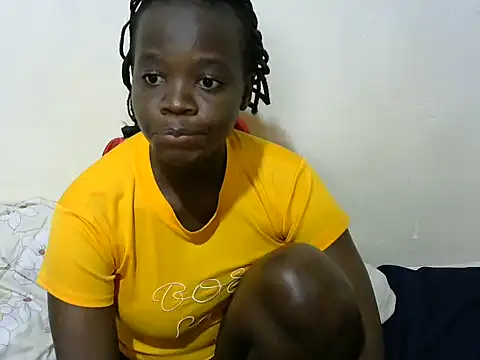 Snapshot of Thicky_kyla chatting on 09-20-25, 12:28 Thicky kyla online show from 09-20-25, 12:28