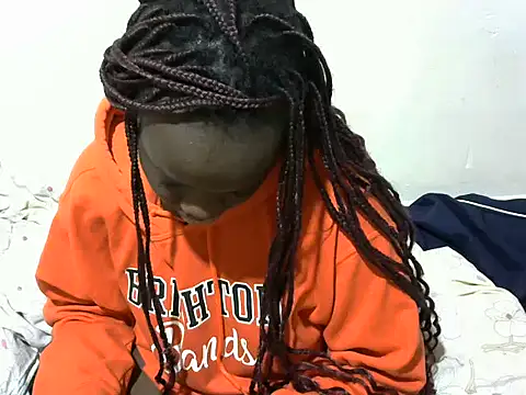 Snapshot of Thicky_kyla chatting on 09-23-25, 07:17 Thicky kyla online show from 09-23-25, 07:17