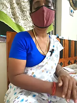 Snapshot of Tamil--Rani chatting on 01-26-25, 07:09 Tamil--Rani online show from 01-26-25, 07:09