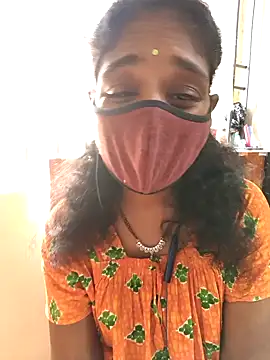 Snapshot of Tamil--Rani chatting on 02-13-25, 08:27 Tamil--Rani online show from 02-13-25, 08:27