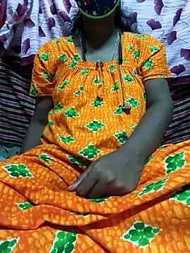 Snapshot of Tamil--Rani chatting on 03-05-25, 01:28 Tamil--Rani online show from 03-05-25, 01:28