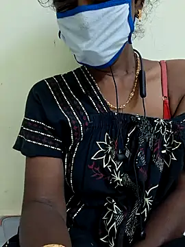 Snapshot of Tamil--Rani chatting on 12-17-25, 03:29 Tamil--Rani online show from 12-17-25, 03:29