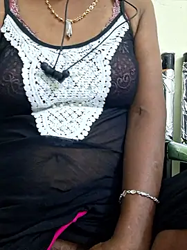 Snapshot of Tamil--Rani chatting on 01-13-26, 03:06 Tamil--Rani online show from 01-13-26, 03:06