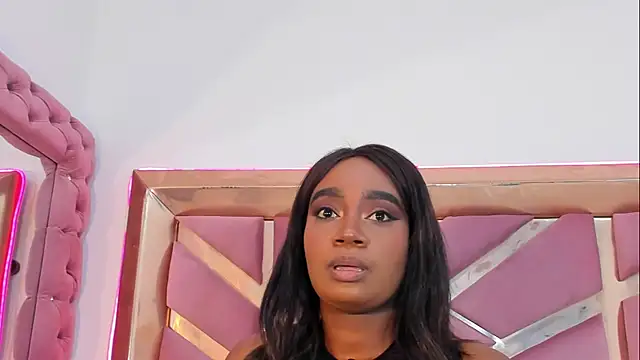 Britanymooree online show from 04-16-26, 07:58