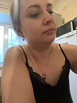 OlgaBuzzz online show from 02-13-25, 10:44