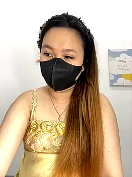 Snapshot of Odette68 chatting on 10-26-25, 02:39 Odette68 online show from 10-26-25, 02:39