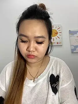 Snapshot of Odette68 chatting on 11-08-25, 12:11 Odette68 online show from 11-08-25, 12:11