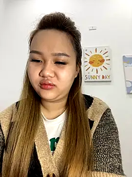 Snapshot of Odette68 chatting on 12-02-25, 11:45 Odette68 online show from 12-02-25, 11:45