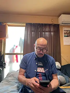 tsugu1105 online show from 05-08-26, 10:48