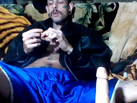 Snapshot of sellvageria chatting on 10-09-25, 11:47 sellvageria online show from 10-09-25, 11:47