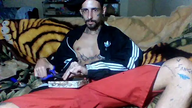 Snapshot of sellvageria chatting on 11-02-25, 09:06 sellvageria online show from 11-02-25, 09:06