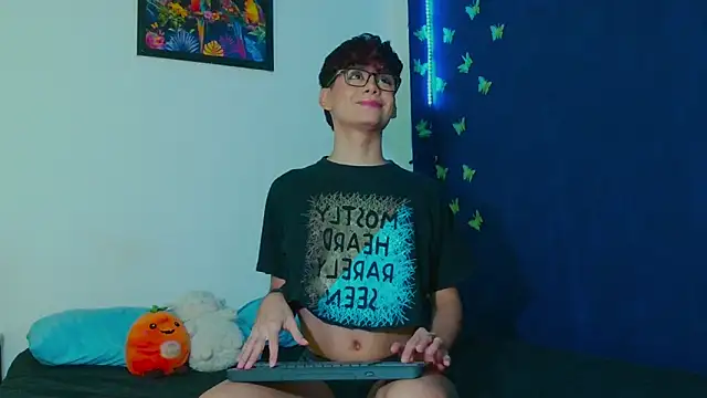 arnold laurent  online show from 10-22-25, 07:19