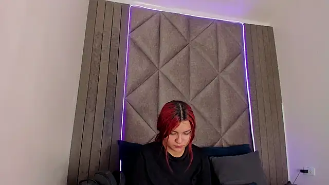 AbbyWathson online show from 01-27-25, 07:35