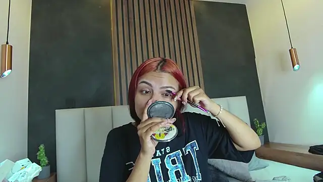 AbbyWathson online show from 02-19-25, 07:38