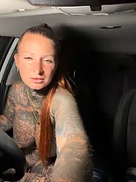 Snapshot of Inked_lorena chatting on 05-21-26, 08:27 Inked lorena online show from 05-21-26, 08:27