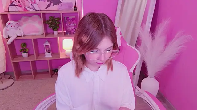Snapshot of Coconut_Mia chatting on 06-28-26, 04:46 Coconut Mia online show from 06-28-26, 04:46