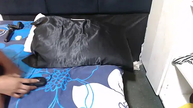 SweetHotBabby18 online show from 05-11-26, 04:51