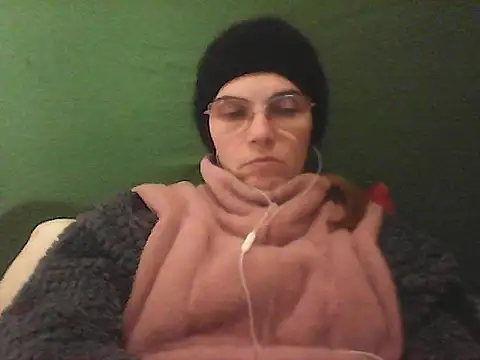 Snapshot of Musical__fantasy chatting on 11-06-25, 06:53 Musical fantasy online show from 11-06-25, 06:53