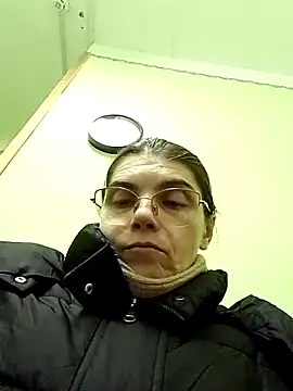 Snapshot of Musical__fantasy chatting on 12-16-25, 03:50 Musical fantasy online show from 12-16-25, 03:50