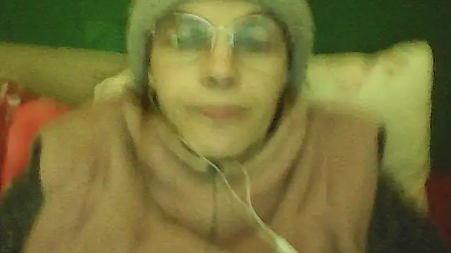 Snapshot of Musical__fantasy chatting on 12-20-25, 03:08 Musical fantasy online show from 12-20-25, 03:08