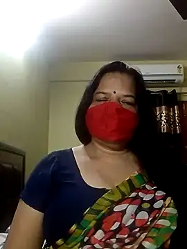 Snapshot of IndianAngle chatting on 12-17-24, 02:55 IndianAngle online show from 12-17-24, 02:55