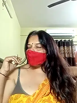Snapshot of IndianAngle chatting on 01-01-25, 07:32 IndianAngle online show from 01-01-25, 07:32