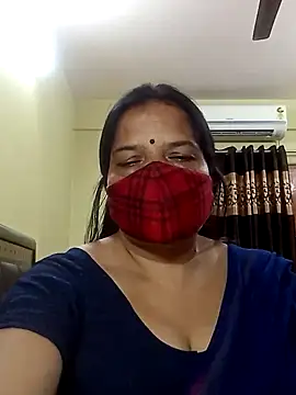 Snapshot of IndianAngle chatting on 02-15-25, 02:22 IndianAngle online show from 02-15-25, 02:22