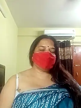 Snapshot of IndianAngle chatting on 02-21-25, 07:54 IndianAngle online show from 02-21-25, 07:54