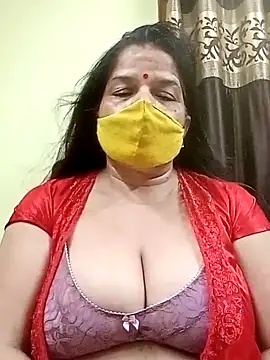 Snapshot of IndianAngle chatting on 10-02-25, 08:27 IndianAngle online show from 10-02-25, 08:27