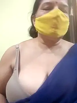 Snapshot of IndianAngle chatting on 10-12-25, 09:03 IndianAngle online show from 10-12-25, 09:03