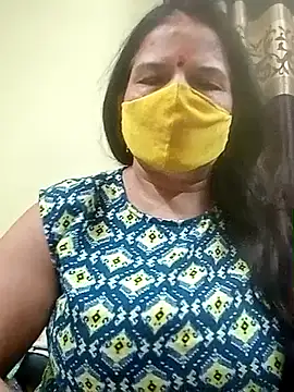 Snapshot of IndianAngle chatting on 10-18-25, 03:24 IndianAngle online show from 10-18-25, 03:24