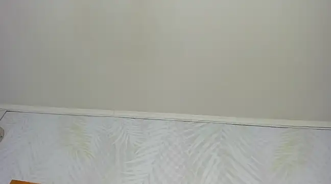 Snapshot of Daphne81_ chatting on 02-02-25, 05:21 Daphne81 online show from 02-02-25, 05:21