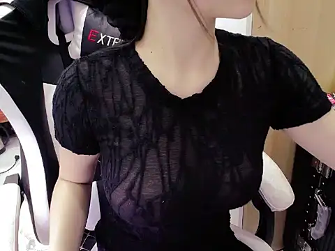 Lynk Lee69 online show from 03-22-25, 09:02