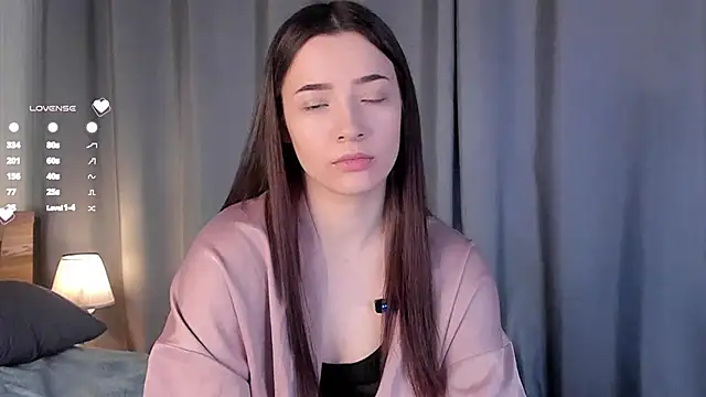 Snapshot of LowOncoming chatting on 01-13-25, 01:02 LowOncoming online show from 01-13-25, 01:02