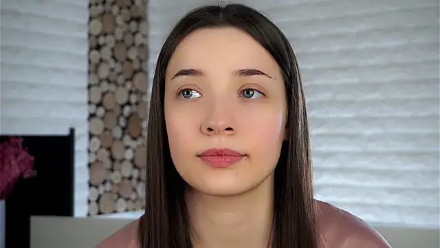 Snapshot of LowOncoming chatting on 01-21-25, 07:26 LowOncoming online show from 01-21-25, 07:26