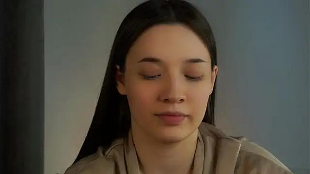 Snapshot of LowOncoming chatting on 02-22-25, 03:45 LowOncoming online show from 02-22-25, 03:45